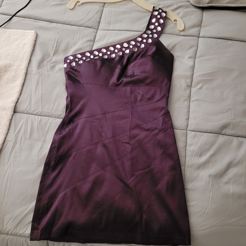 Elegant One-Shoulder Dress in Purple with Silver Details